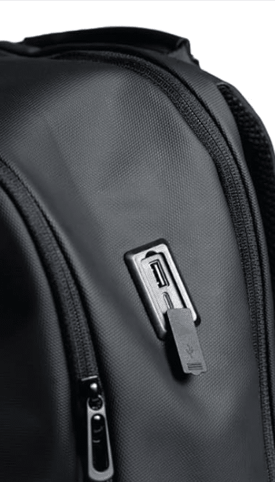 Built-in USB A/C ports