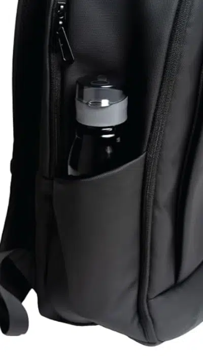 Backpack Road show exterior features